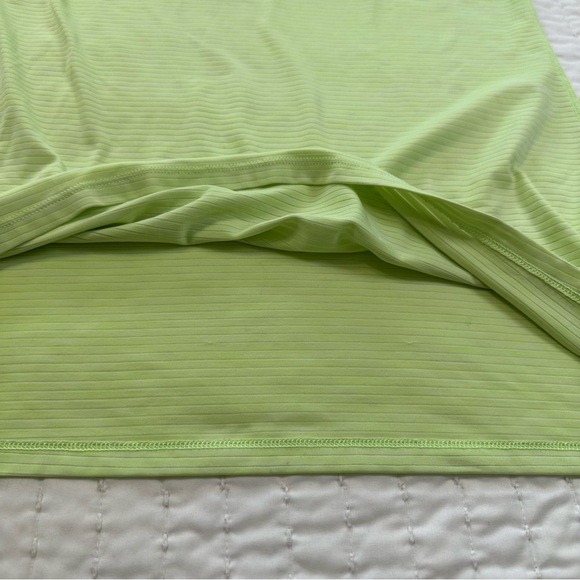 Athleta High Neck Shadow Stripe Chi Tank Neon Green Racetrack Size Small - Picture 5 of 8
